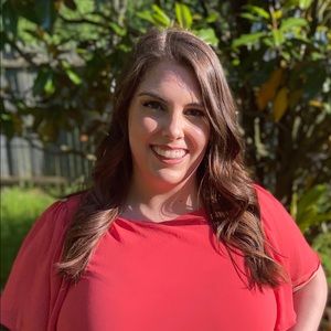 Meet your Posher, Raychel